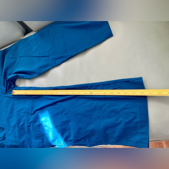 Drawstring Scrubs Pants; Blemish on Leg-Last Photo; 1” Removable Hem - Picture 5 of 8